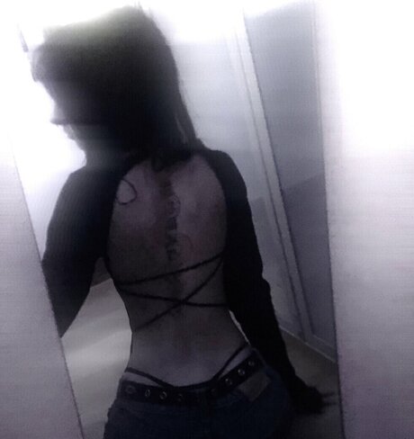 ily yuumi エロティックなスター 写真