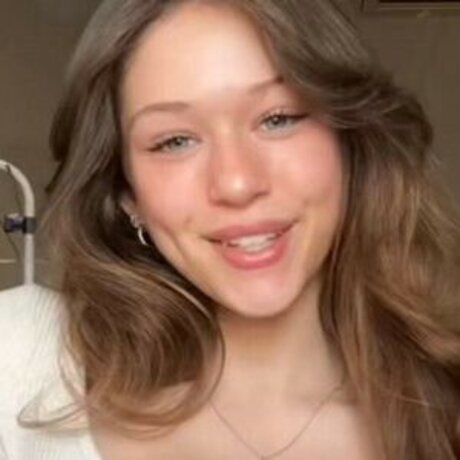 Millie Tanaman セックスポルノスター 写真