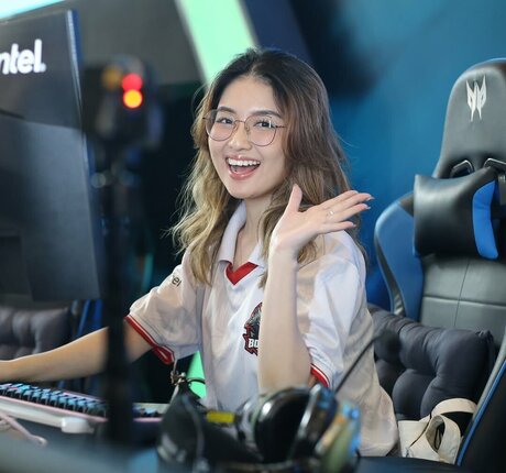 黒髪の熟女OnlyFans 無料 ギャラリー