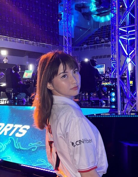 Swansage スター ヌード 画像