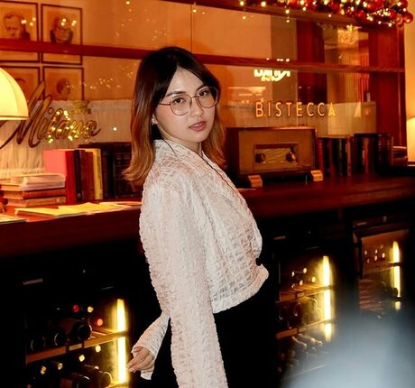 Swansage 裸モデル 写真