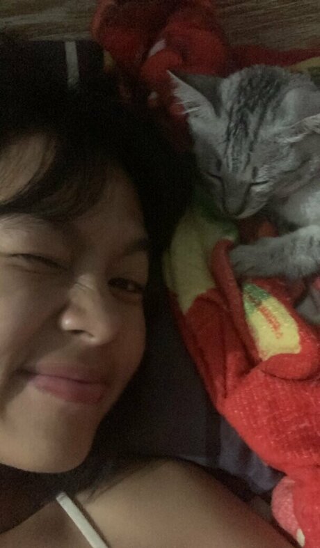 Vxilzie 可愛い女優 写真