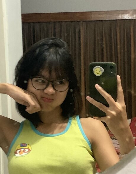 Vxilzie 裸のスター 写真