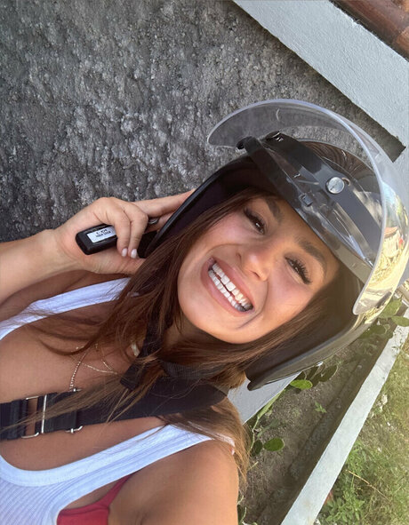 Monique Hristovska 美しいモデル 写真