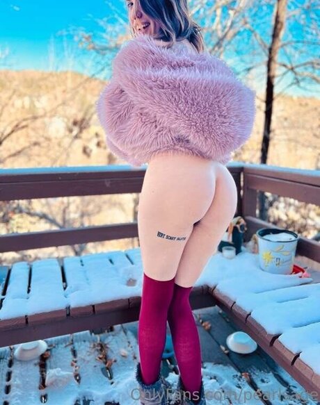 Pearl Sage Hairy Queen ポルノモデル 写真