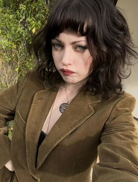 Violet Grohl トップ女優 ギャラリー