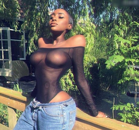 Sandra Lambeck 高品質のスター 写真