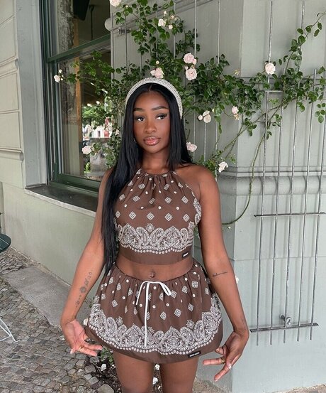 Sandra Lambeck トップスター 写真