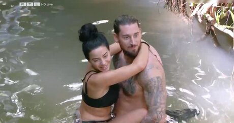 Ich bin ein Star Holt mich hier raus_ 完璧なポルノスター 写真