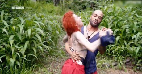 コスプレヌードOnlyFans 無料ヌード アーカイブ