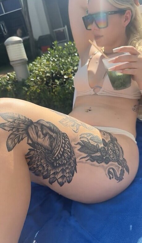 成熟した異人種間OnlyFans セクシー 写真