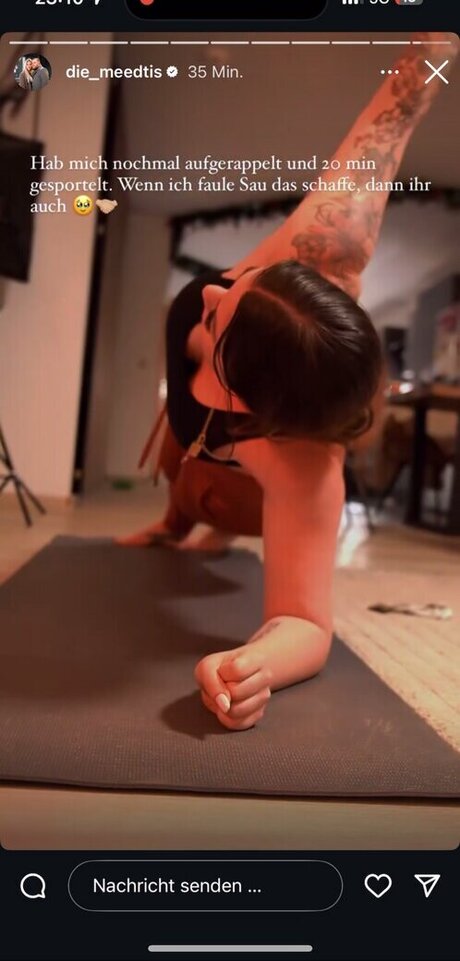 レズビアンセックスOnlyFans 美しいヌード 画像