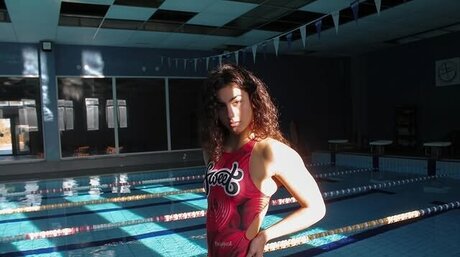 Adriana Compierchio スター 裸 ギャラリー