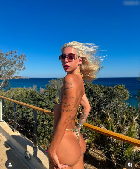 ビンボオンリーファンズ アートポルノ 画像