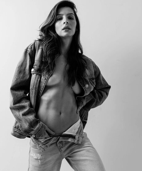 Michelle Batista かわいいスター 画像