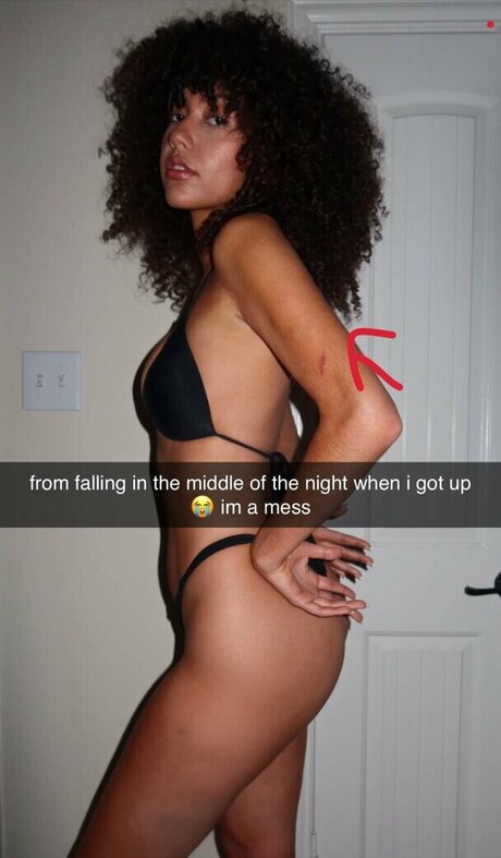 Megan Botnick 裸モデル 画像