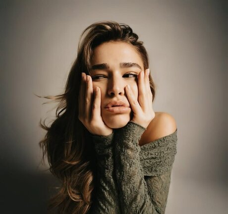 Chiara Costalunga xxxモデル 画像