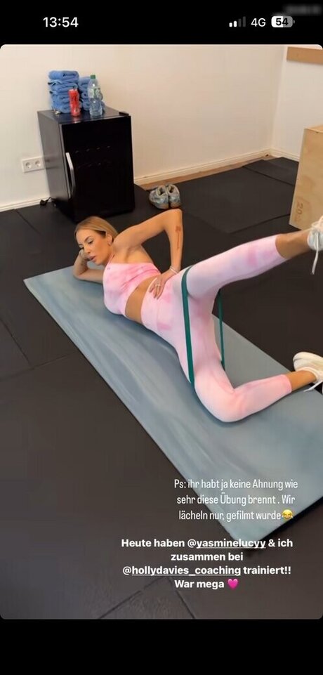 自然なお尻OnlyFans ポルノグラフィック 写真