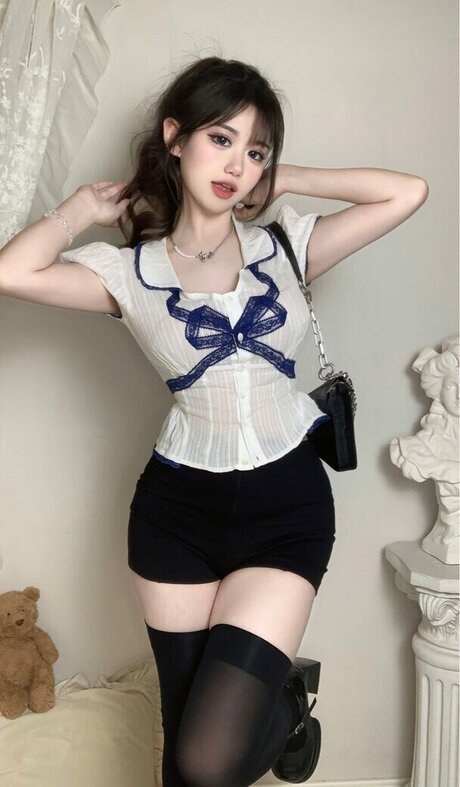 大きなお尻のマンコOnlyFans トップ アーカイブ