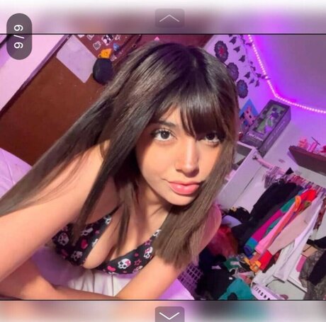 Amber c5x 美しいモデル 写真