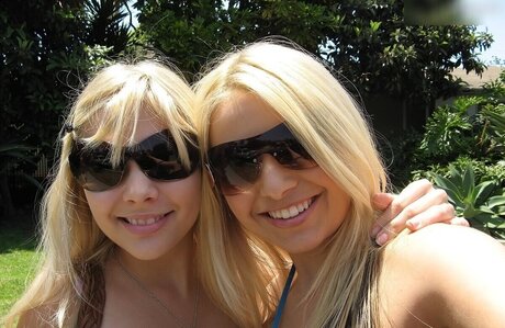 ゲイの若いOnlyFans アートxxx 写真