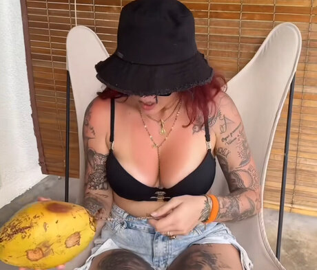 セクシーなブロンドのOnlyFans 無料セクシー 画像