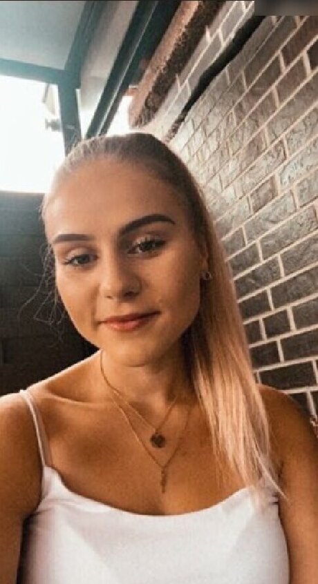 Wollnys xxxモデル 画像