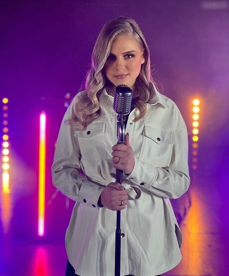 Wollnys ホットなポルノスター 写真