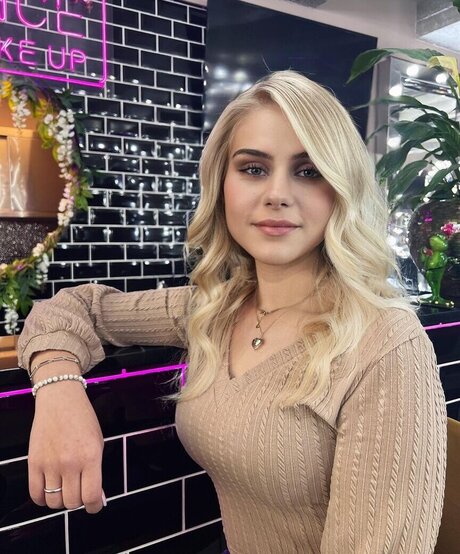 Wollnys 素敵なポルノスター ギャラリー