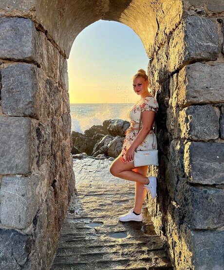 Wollnys セクシーなポルノスター ギャラリー