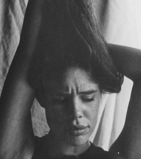 hollaura トップモデル 画像