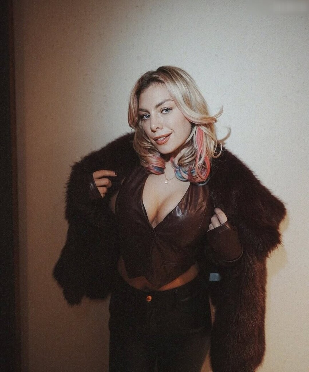 妻のアナルOnlyFans アート裸 ギャラリー