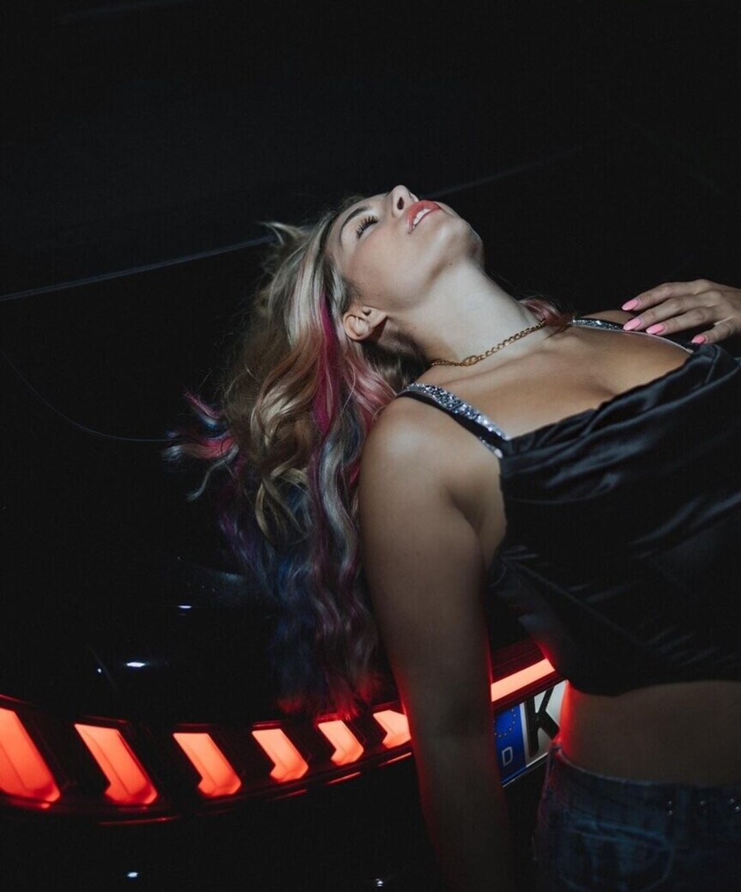 ブルネットの看護師OnlyFans トップ 画像