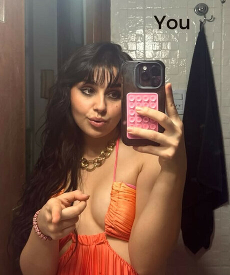 Alessandra Mele エロティックモデル 画像