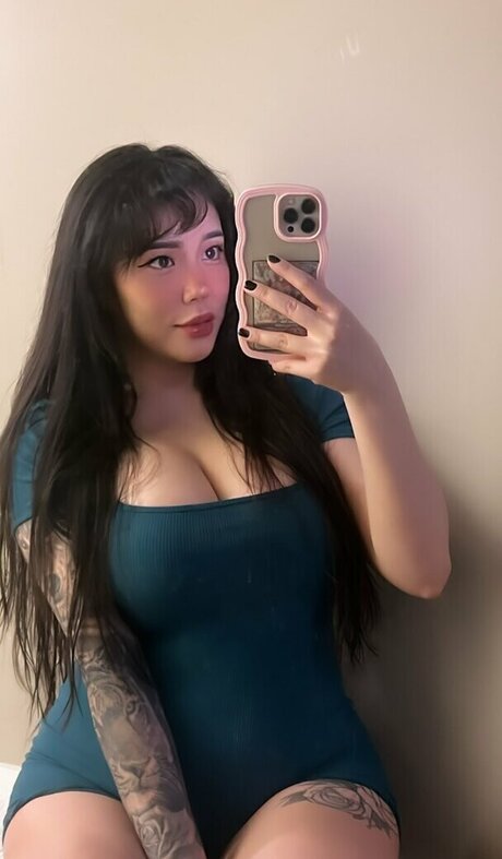 natalieeerenae モデル 写真