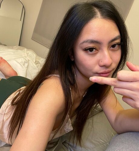 若いティーンのOnlyFans 裸 画像