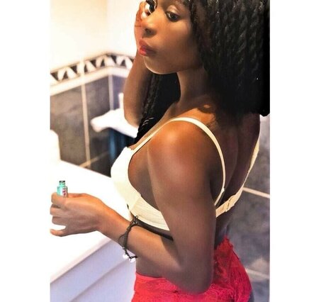 オタクなティーンのOnlyFans 無料セックス 画像