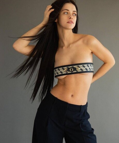 Vanessa Kunz 無料モデル 写真