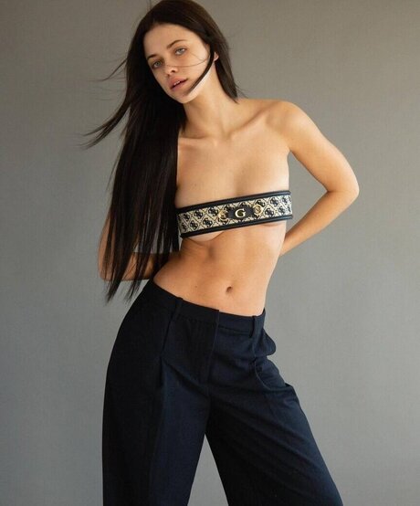 Vanessa Kunz ポルノスター 高品質 写真