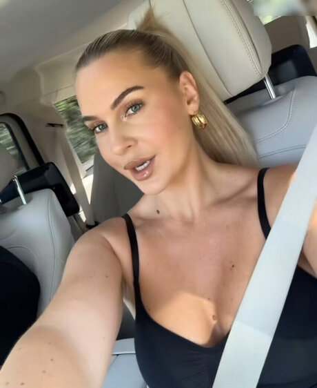 liv yah 完璧なスター 写真