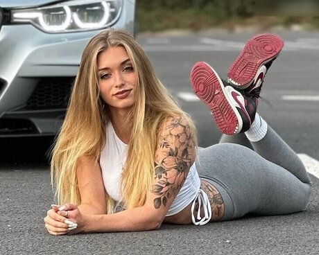 手袋onlyfans ヌード 画像