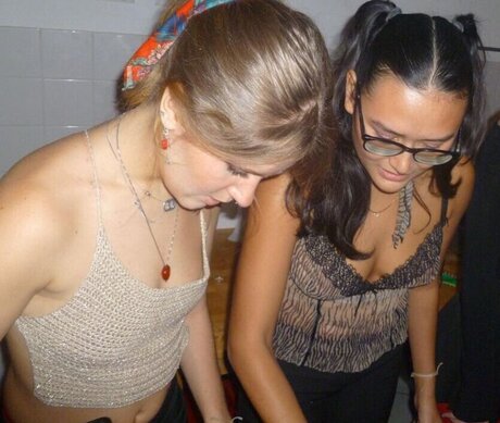 若い熟女OnlyFans セクシーxxx 写真