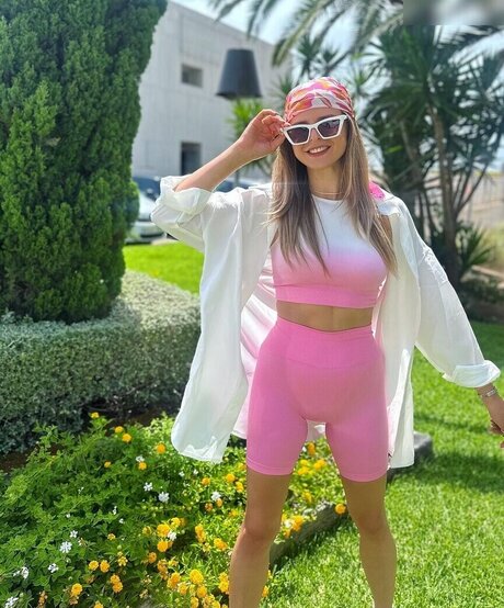 アジアの女性支配OnlyFans ホットヌード 写真