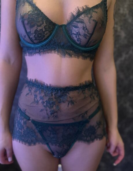 アナルパウグオンリーファンズ アートポルノ 写真