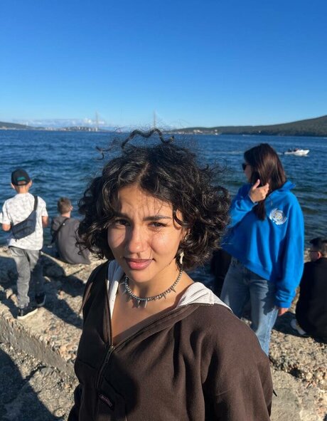 ティーングラスオンリーファン 無料ポルノ 写真