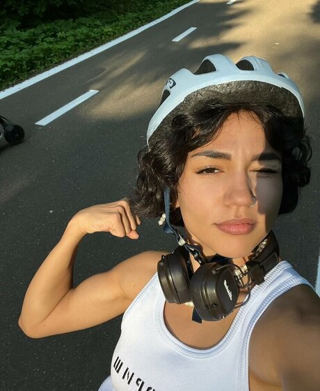 セクシーな足 OnlyFans 美しい裸 画像