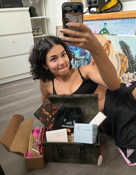 異人種間OnlyFans ベスト 画像