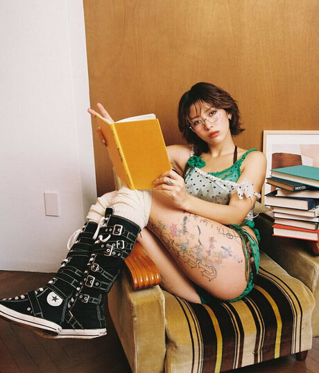 美しい足 OnlyFans セクシー 写真