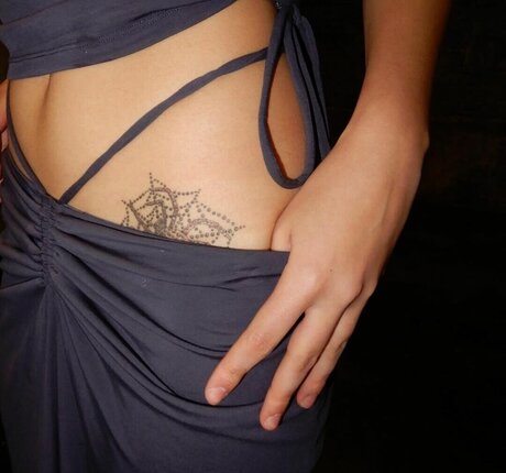 射精 OnlyFans ホット裸 写真