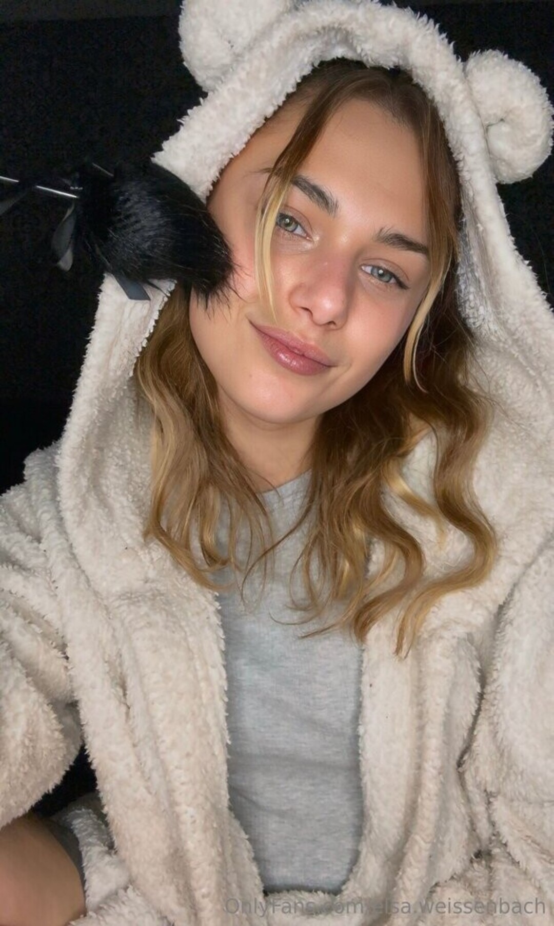 Elsa Wei enbach ポルノスター ヌード 画像